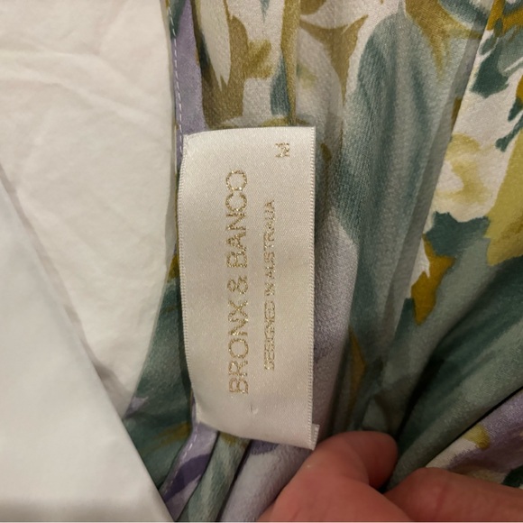 Bronx and Banco floral print dress in size medium - Picture 7 of 7